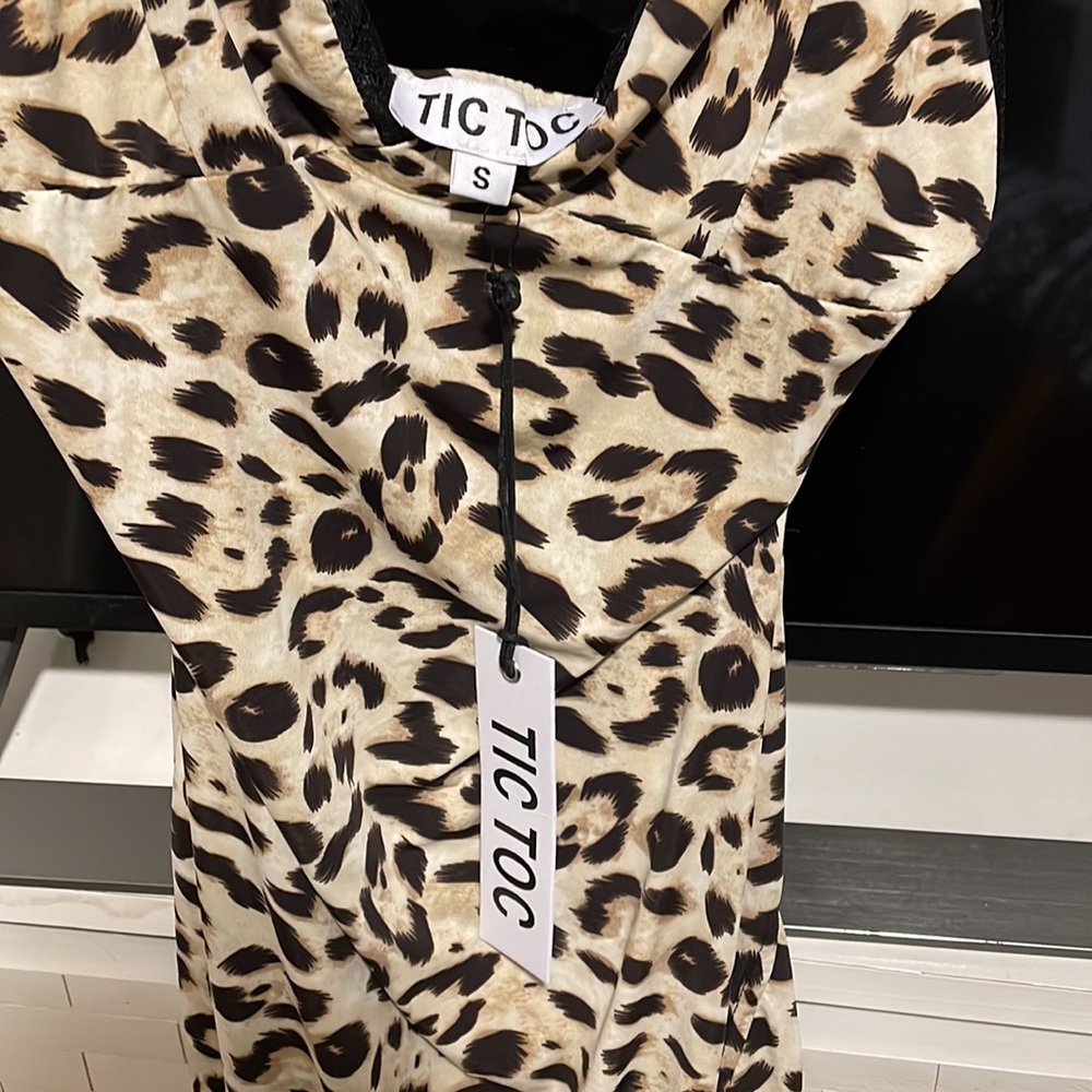 Comfy fitting dress, leopard print - Picture 3 of 3